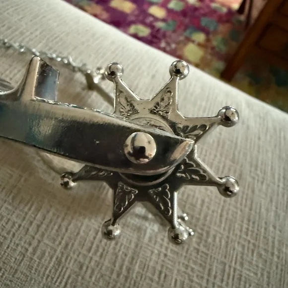 Silver Metal Boot Spurs with Chain - Picture 5 of 10